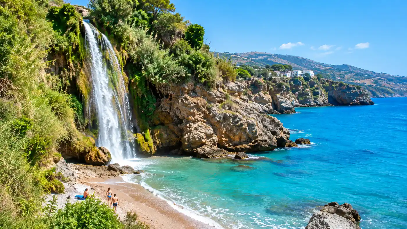Playa de la Caleta de Maro: Visitor Guide